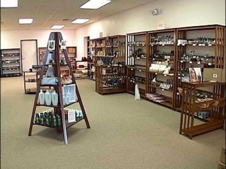 Avon Adds New Retail Store