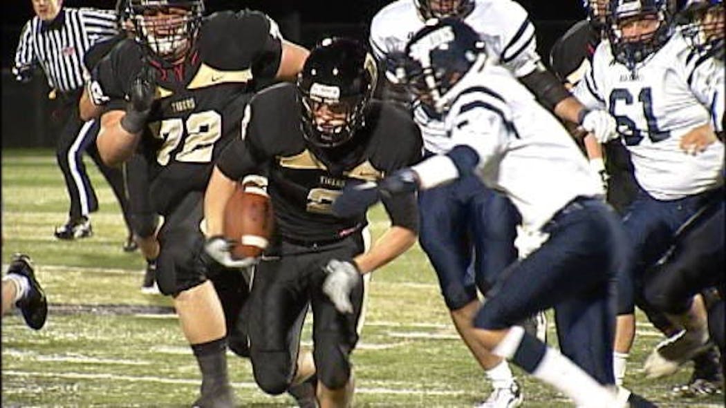 Broken Arrow Tigers Cruise Past Bartlesville