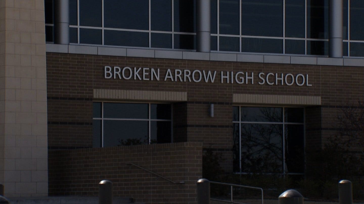 Lockdown Lifted At Broken Arrow High School