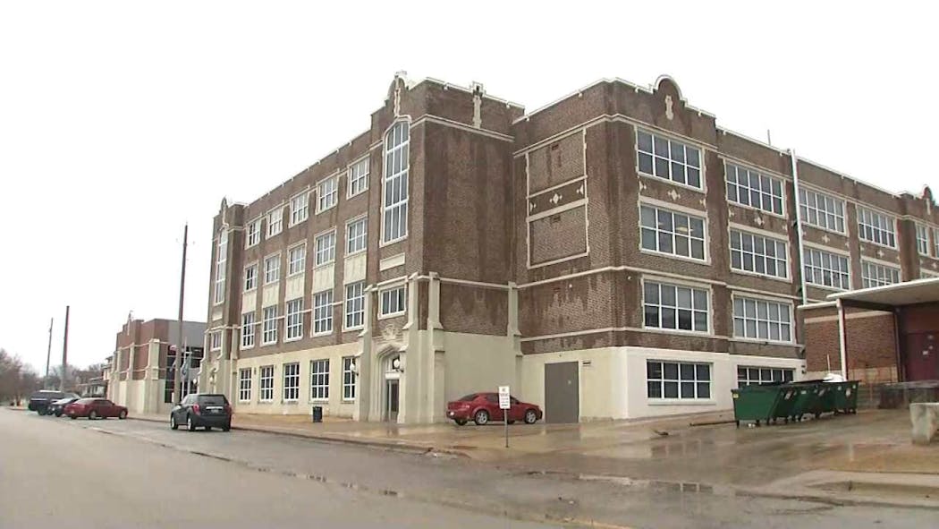 Bartlesville Schools May Hold Classes Monday Bartlesville Schools May Hold Classes Monday