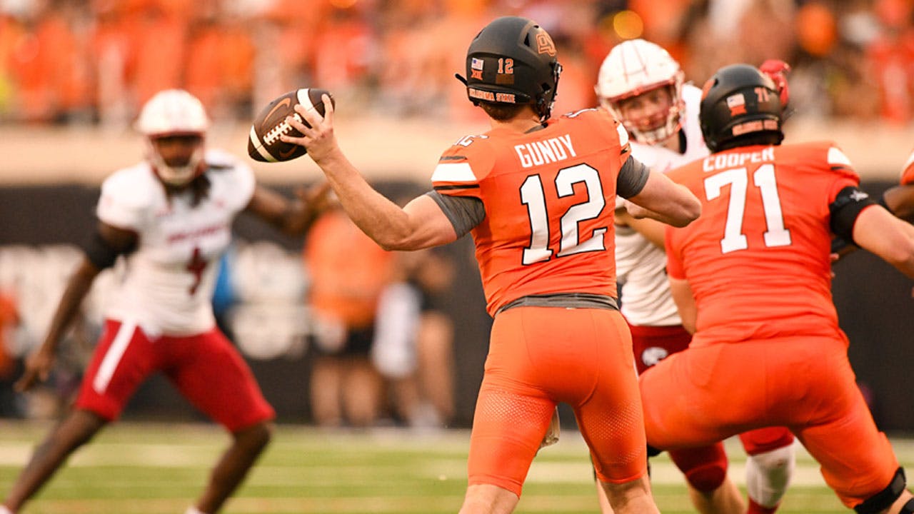 Report: Oklahoma State Quarterback Enters Transfer Portal