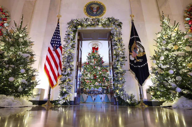 White House Christmas Decor