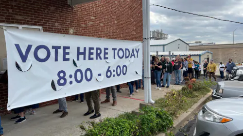 Early Voting Lines