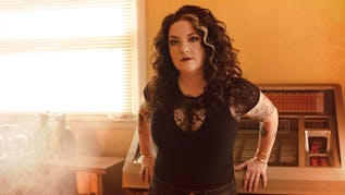 Ashley McBryde is coming to Cain's Ballroom on August 5th !