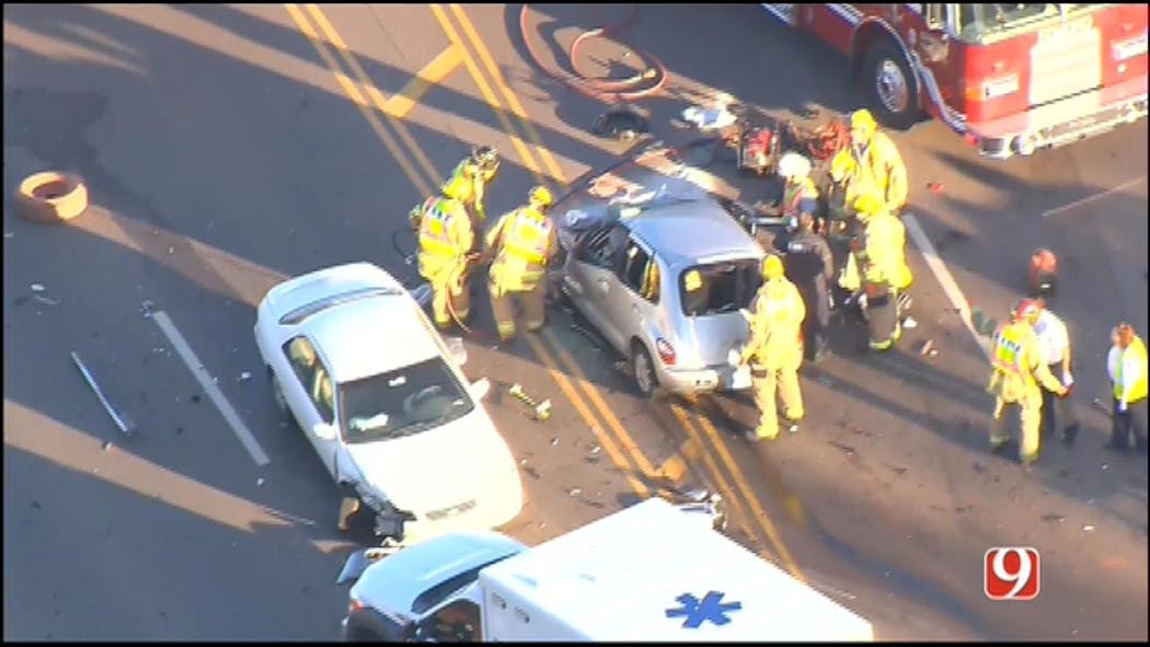 1 Dead, 3 Injured In MultiVehicle Crash Near Arcadia Lake