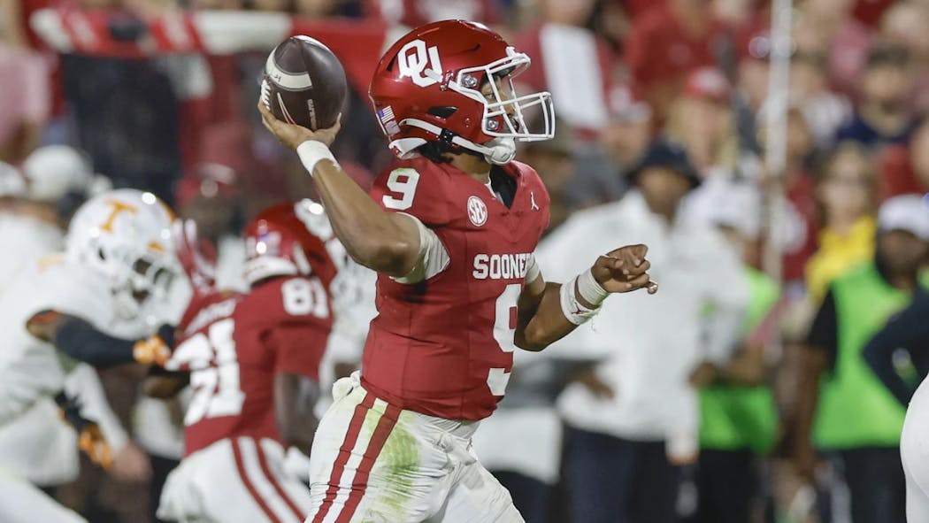 Oklahoma QB Michael Hawkins Jr.